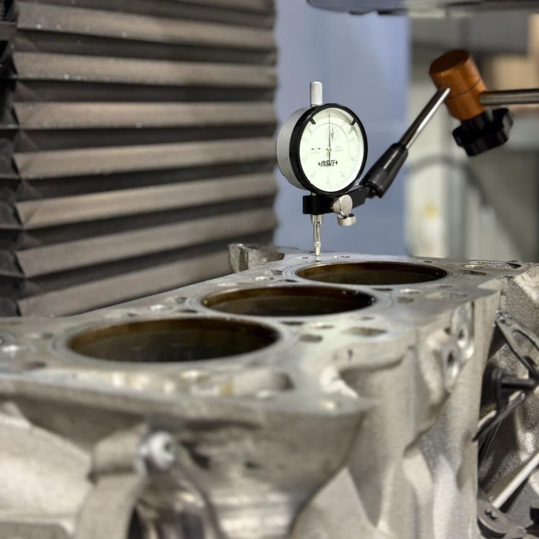 Cylinder bore measured with a dial gauge